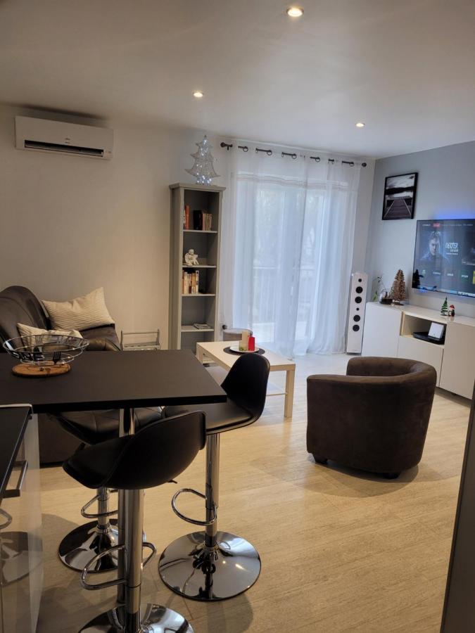 Appartamento L èphéjules Marseillan  Esterno foto